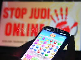 Tersesat di Dunia Judi Online: Antara Hiburan dan Jeratan